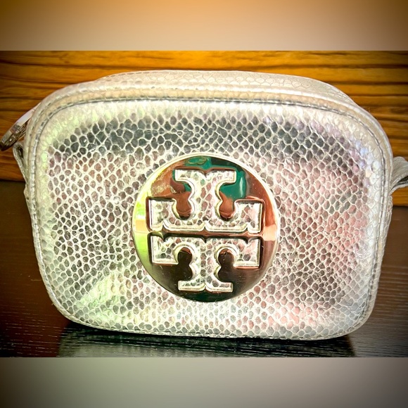 Tory Burch Handbags - RARE!  TORY BURCH REVA Silver Embossed Leather Makeup Bag